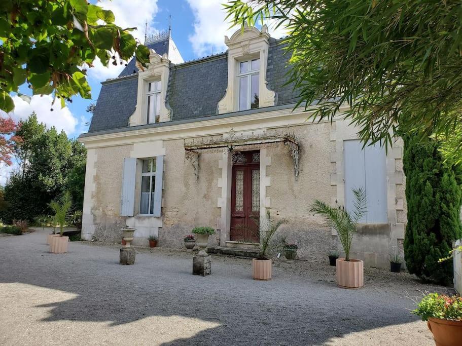 La Grelauderie 8 Apartamento Saintes Exterior foto